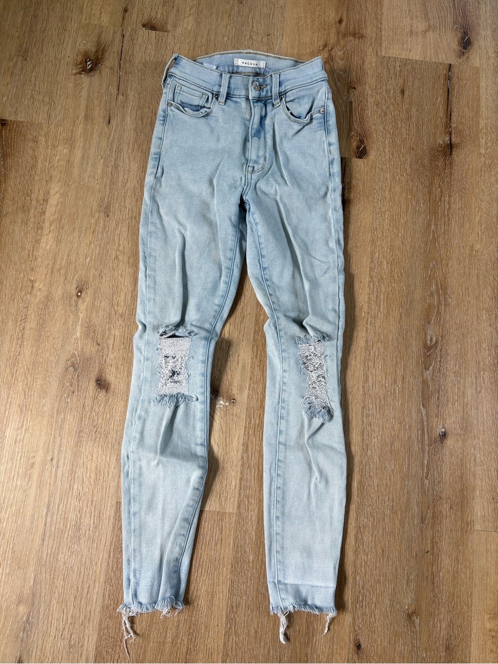 PacSun Light Wash Super High-Rise Jegging with Raw Hem